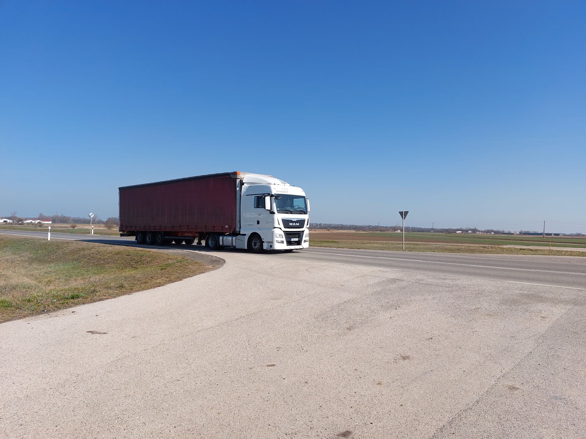 Worldwide freight services